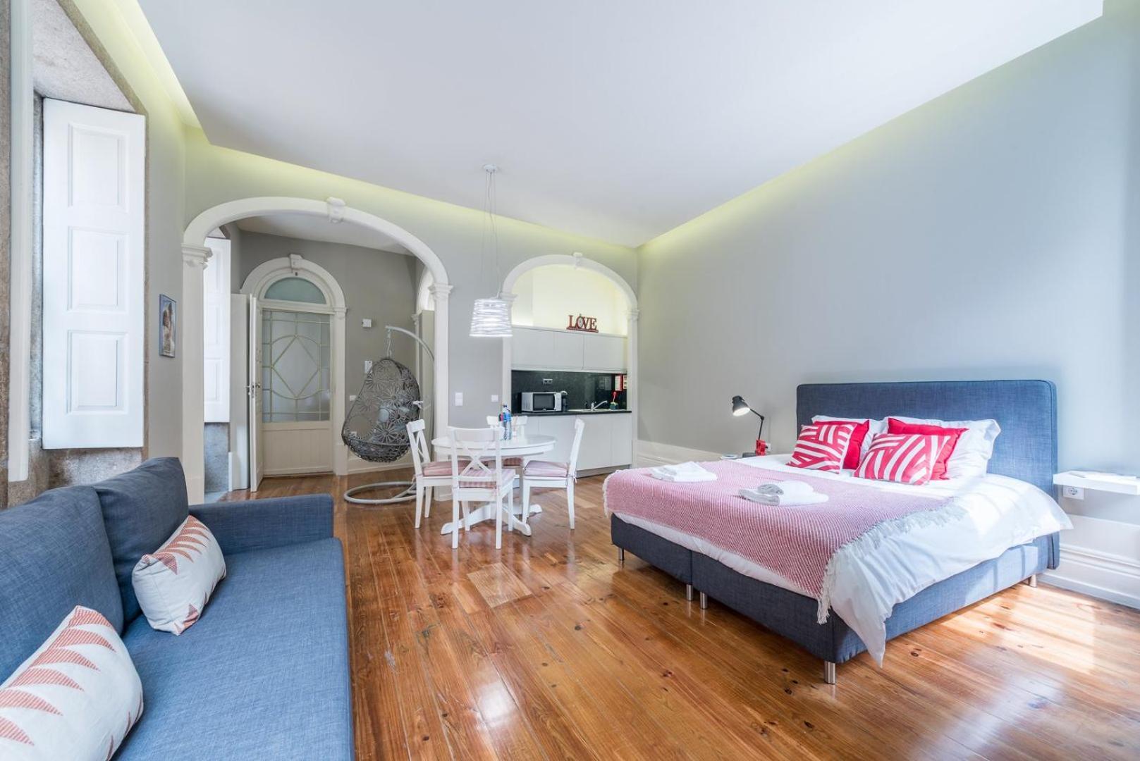 Guestready - Chic Retreat In The Heart Of Porto Apartment Bagian luar foto