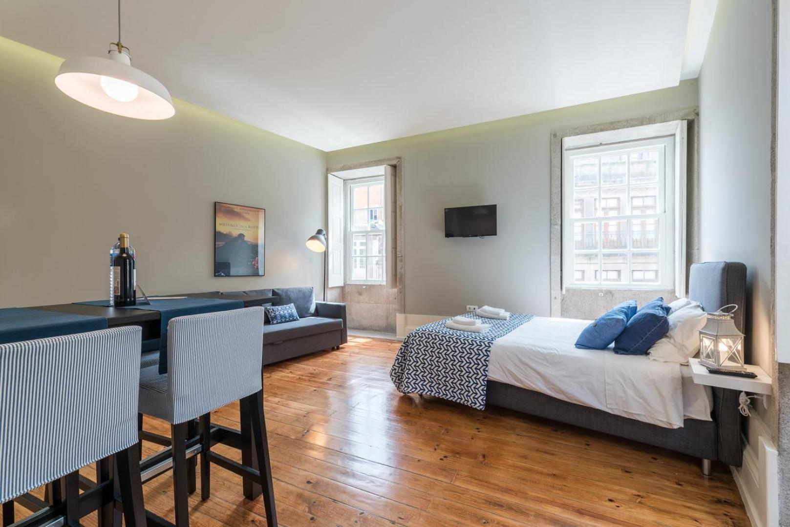 Guestready - Chic Retreat In The Heart Of Porto Apartment Bagian luar foto