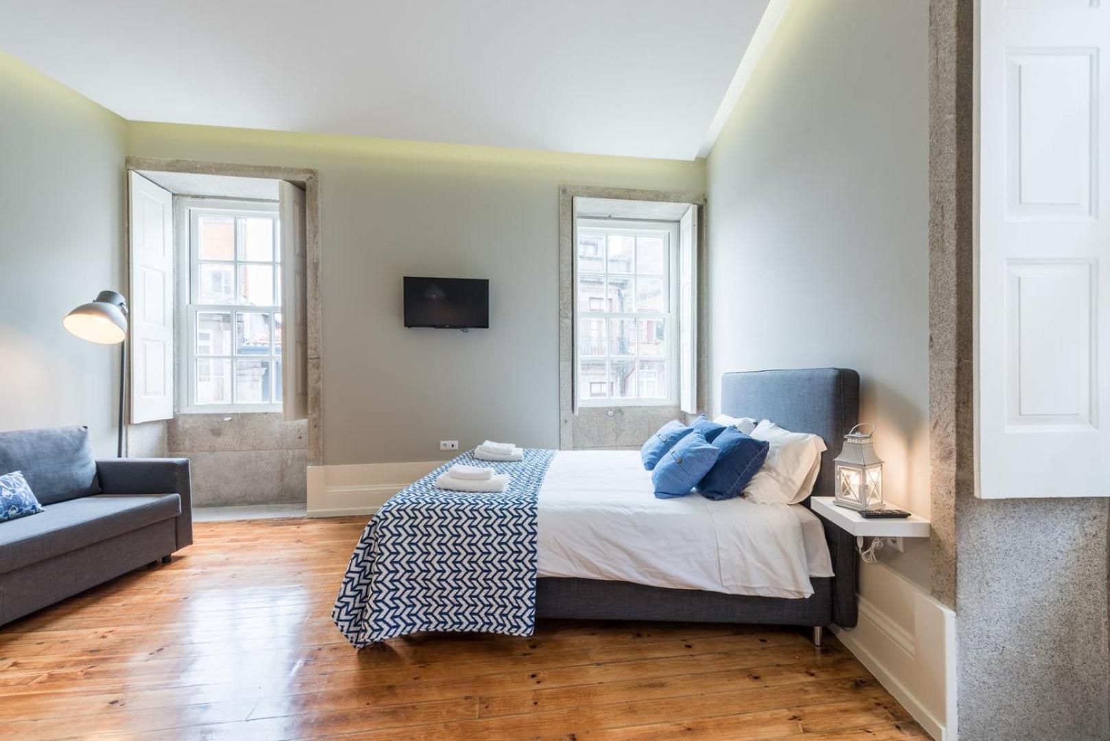 Guestready - Chic Retreat In The Heart Of Porto Apartment Bagian luar foto
