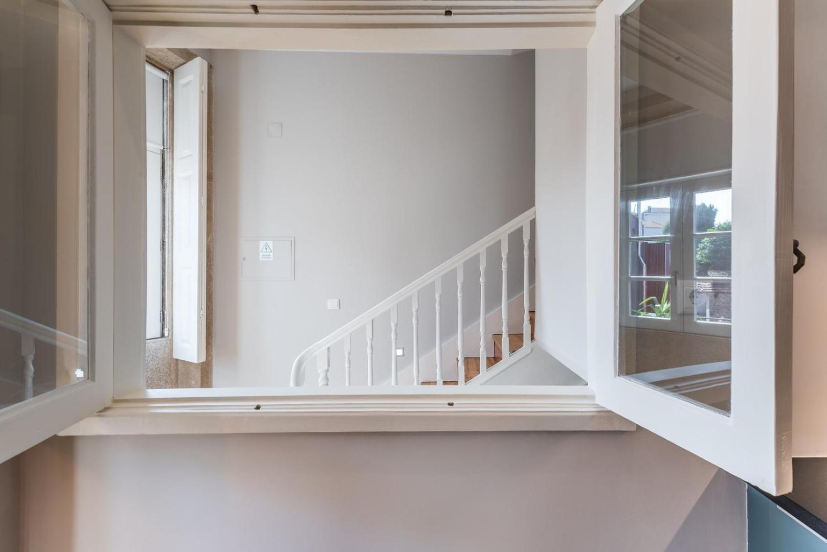 Guestready - Chic Retreat In The Heart Of Porto Apartment Bagian luar foto