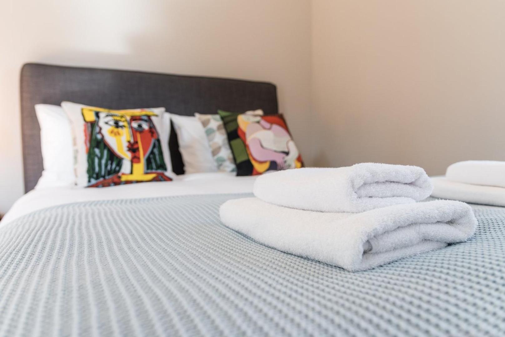 Guestready - Chic Retreat In The Heart Of Porto Apartment Bagian luar foto