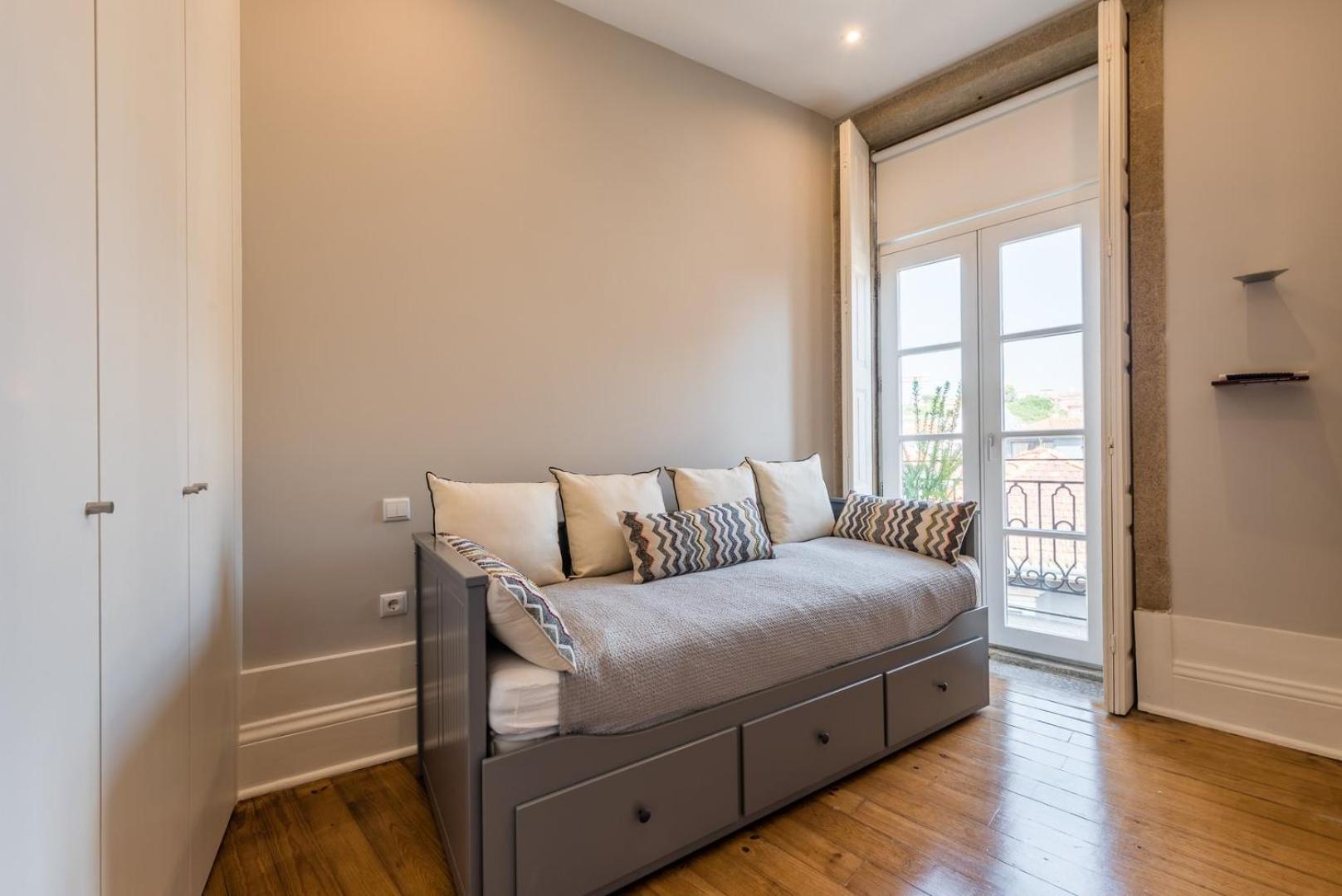 Guestready - Chic Retreat In The Heart Of Porto Apartment Bagian luar foto