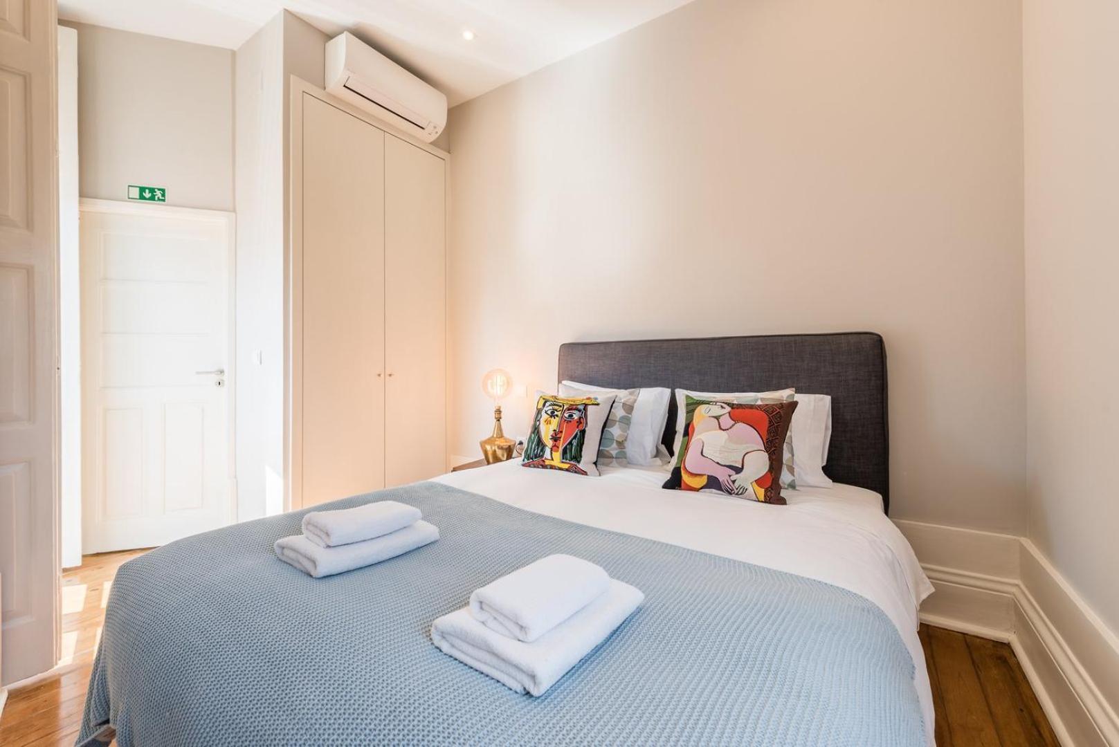 Guestready - Chic Retreat In The Heart Of Porto Apartment Bagian luar foto